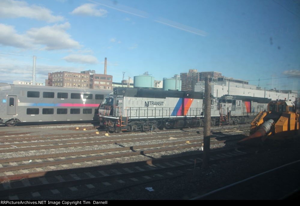 NJT 4102